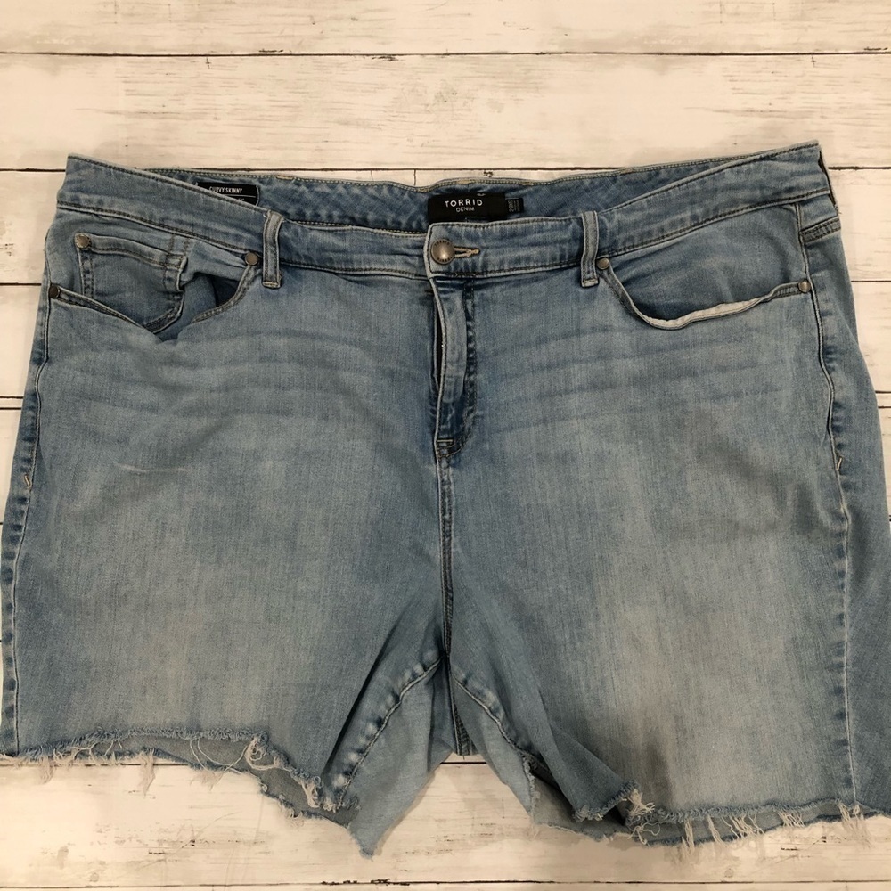 Torrid denim shorts Curvy Skinny
